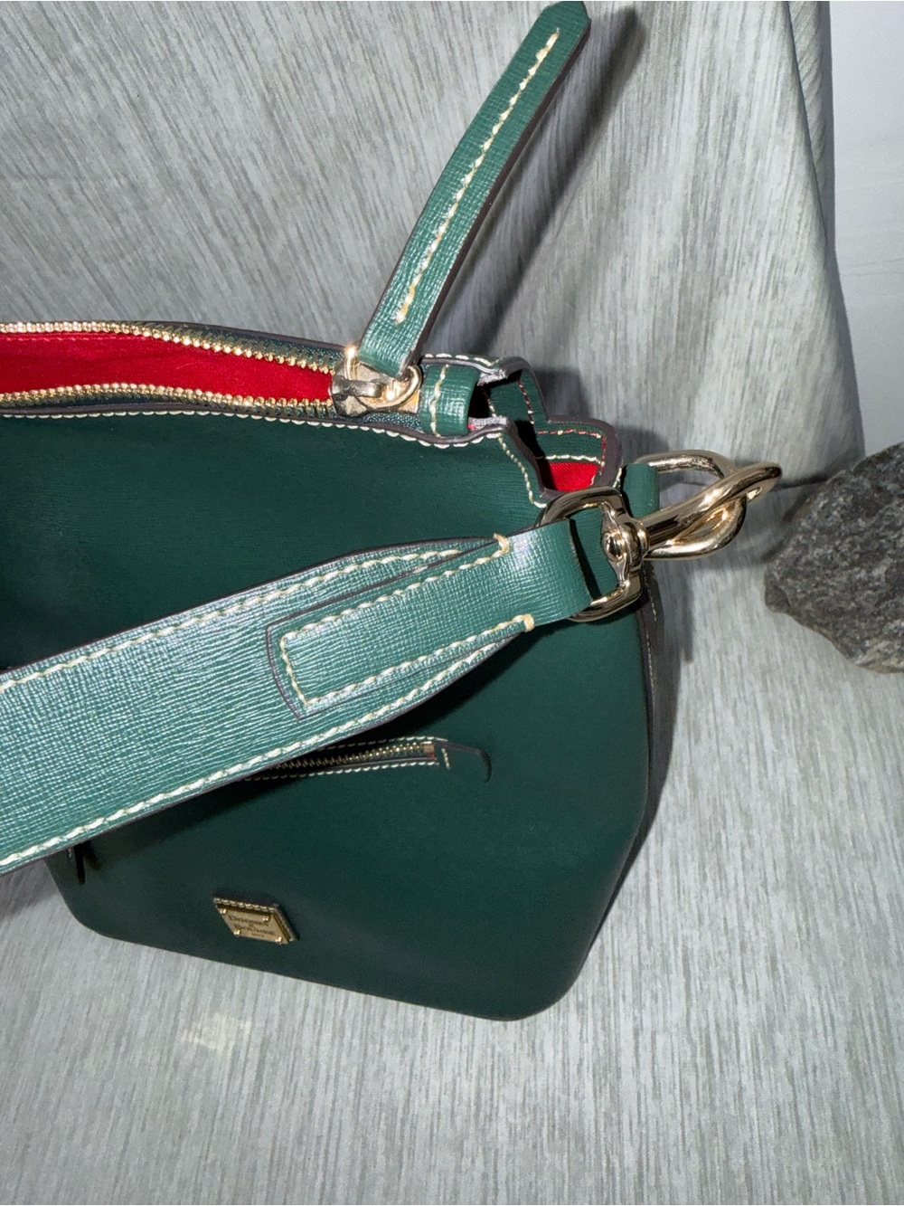 Dooney & Bourke Ivy Saffiano Large Sac Shoulder bag - Picture 3 of 14